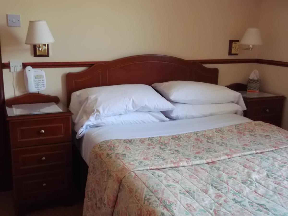 Caledonian Hotel 奥古斯都堡 外观 照片