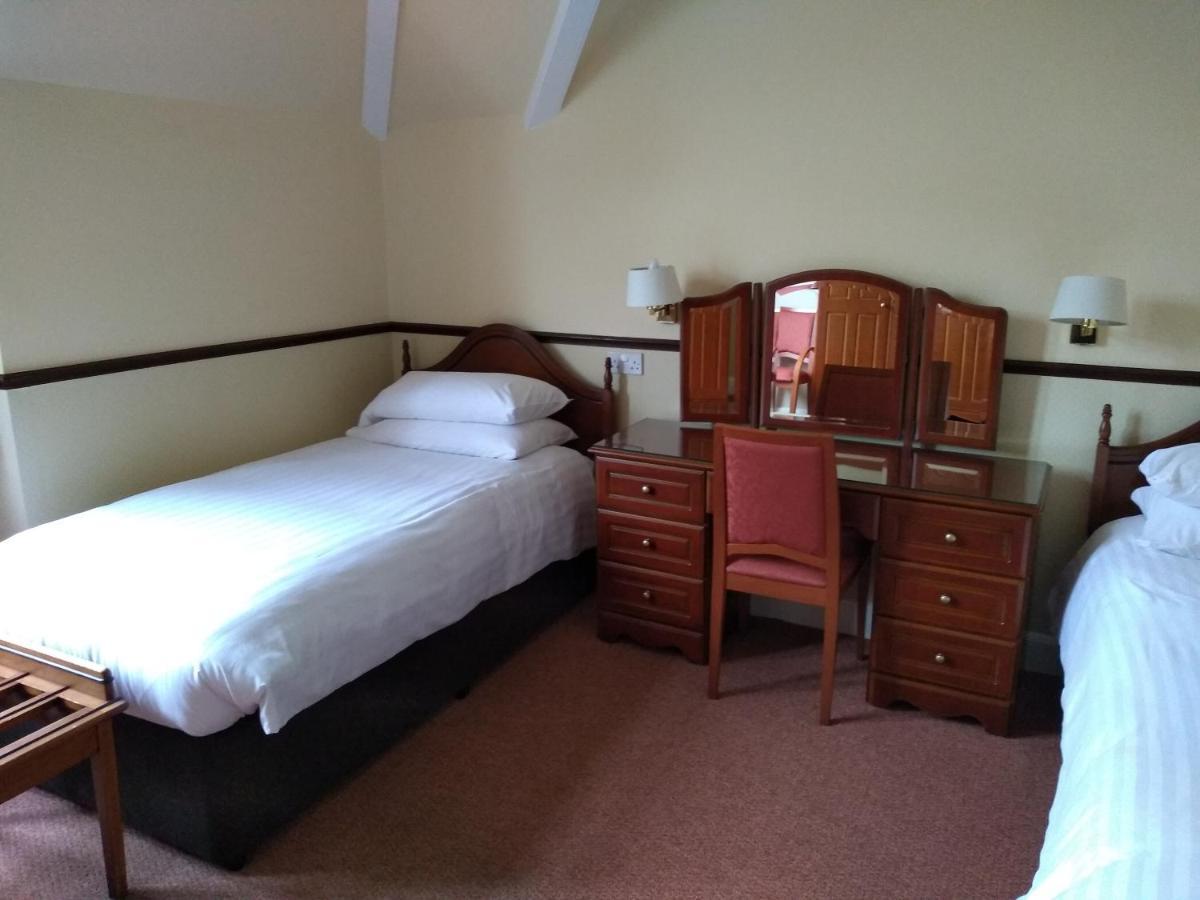 Caledonian Hotel 奥古斯都堡 外观 照片